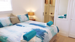 Northern Beaches Accommodation - Single bedroom apartment, Coachhouse on the Beach
